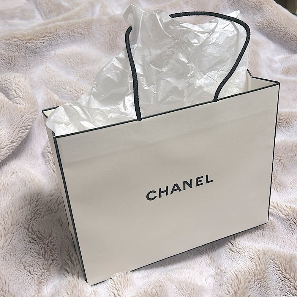 Chanel gift bag